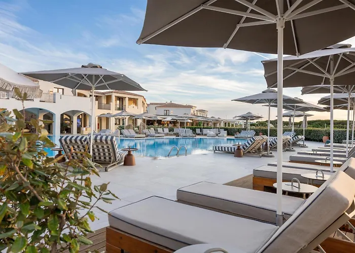 Mangia's Santa Teresa Sardinia, Curio Collection By Hilton Station touristique 5*