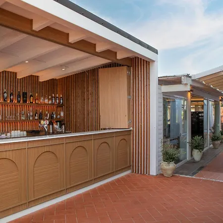 Mangia's Santa Teresa Sardinia, Curio Collection By Hilton 5* Санта-Тереза-Галлура