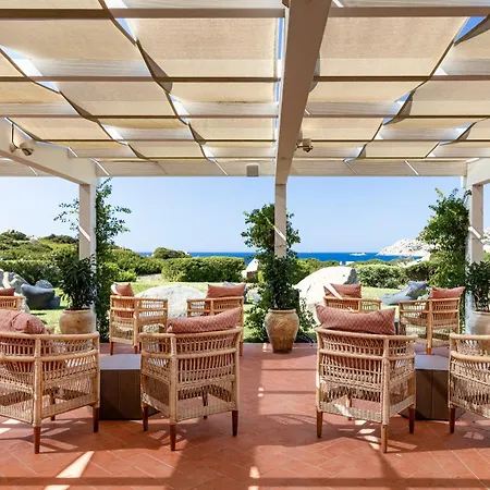 Mangia's Santa Teresa Sardinia, Curio Collection By Hilton 5*
