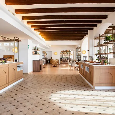 Mangia's Santa Teresa Sardinia, Curio Collection By Hilton Курортный комплекс