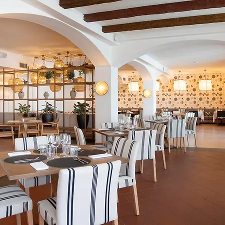 Mangia's Santa Teresa Sardinia, Curio Collection By Hilton