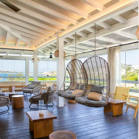 Курортный комплекс Mangia's Santa Teresa Sardinia, Curio Collection By Hilton
