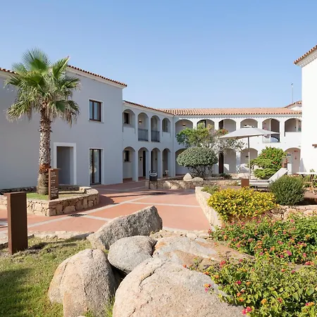 Mangia's Santa Teresa Sardinia, Curio Collection By Hilton