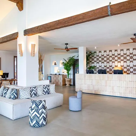 Mangia's Santa Teresa Sardinia, Curio Collection By Hilton Station touristique