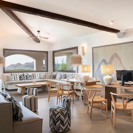 Курортный комплекс Mangia's Santa Teresa Sardinia, Curio Collection By Hilton