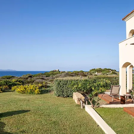 Mangia's Santa Teresa Sardinia, Curio Collection By Hilton Курортный комплекс