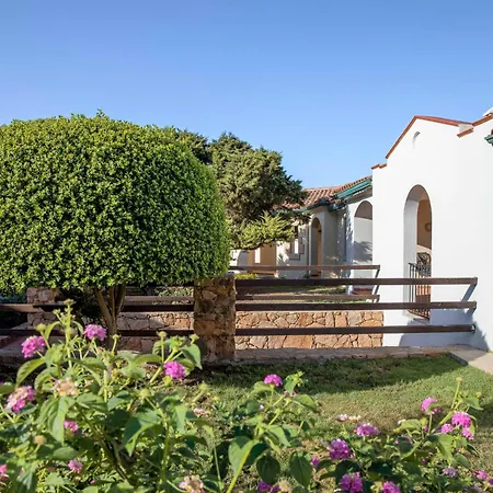 Mangia's Santa Teresa Sardinia, Curio Collection By Hilton אתר נופש 5*
