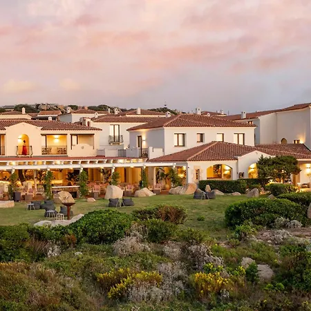 Mangia's Santa Teresa Sardinia, Curio Collection By Hilton 5*