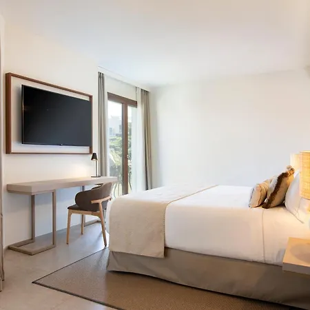 Mangia's Santa Teresa Sardinia, Curio Collection By Hilton אתר נופש 5*