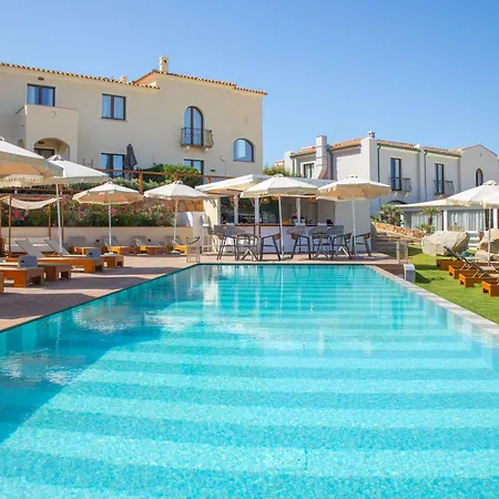 Mangia's Santa Teresa Sardinia, Curio Collection By Hilton Station touristique Santa Teresa Gallura