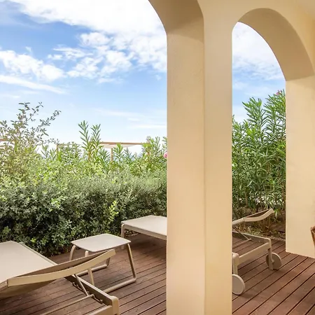 Mangia's Santa Teresa Sardinia, Curio Collection By Hilton 5* Santa Teresa Gallura