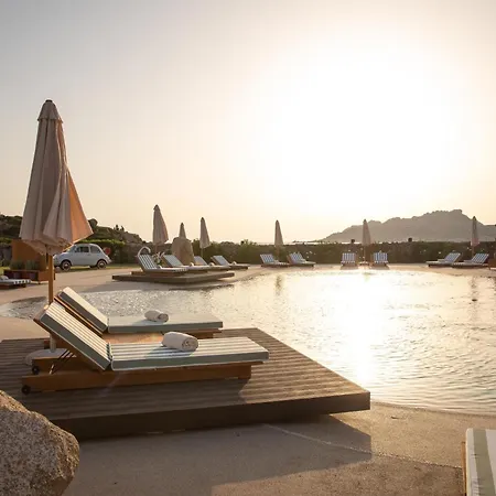 Mangia's Santa Teresa Sardinia, Curio Collection By Hilton 5*