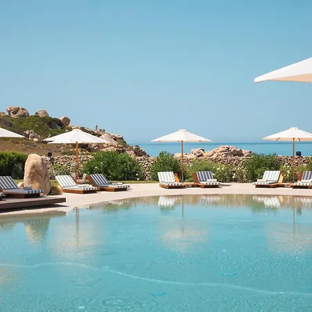 Mangia's Santa Teresa Sardinia, Curio Collection By Hilton 5*
