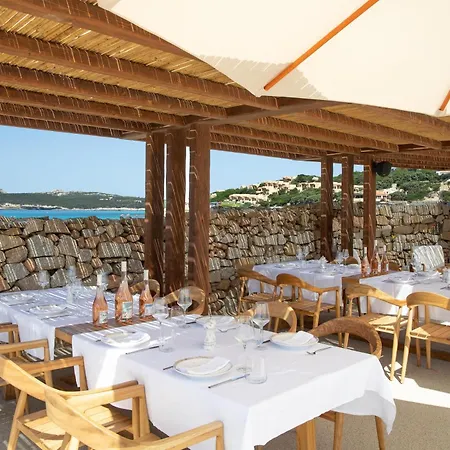 Mangia's Santa Teresa Sardinia, Curio Collection By Hilton 5* Santa Teresa Gallura