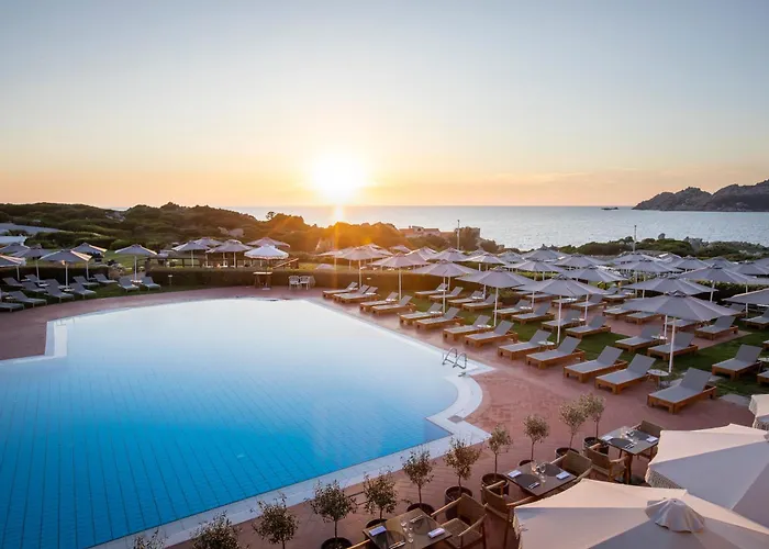 Mangia's Santa Teresa Sardinia, Curio Collection By Hilton Resort