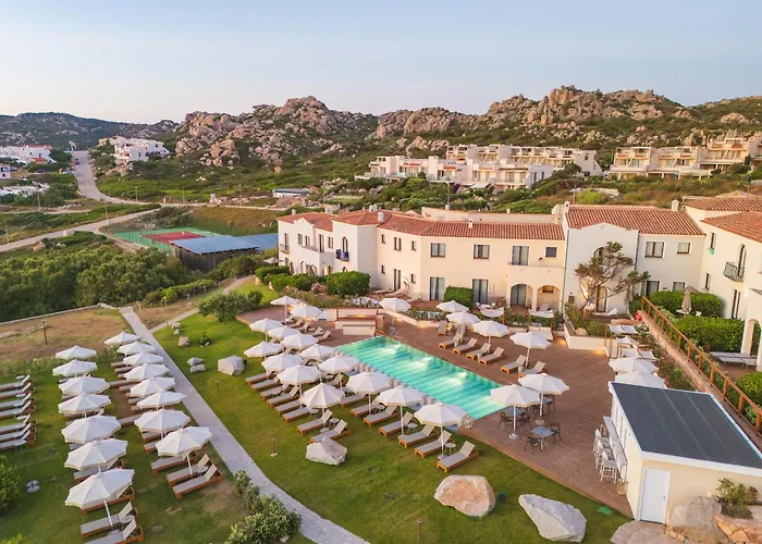 Mangia's Santa Teresa Sardinia, Curio Collection By Hilton