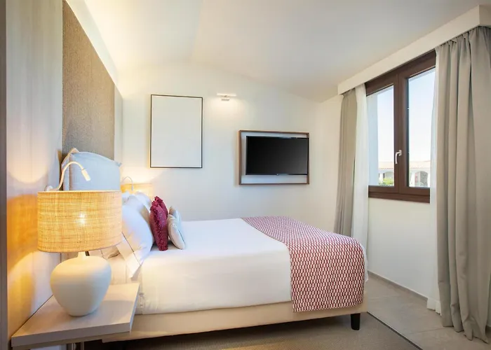 Mangia's Santa Teresa Sardinia, Curio Collection By Hilton 5*