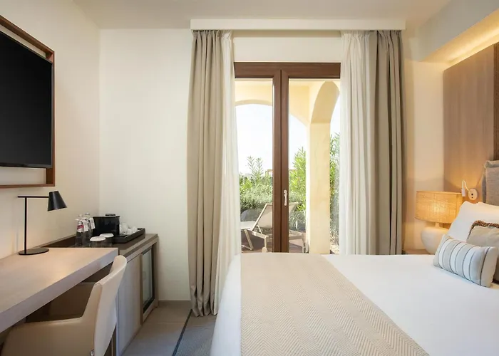 Mangia's Santa Teresa Sardinia, Curio Collection By Hilton Resort 5*