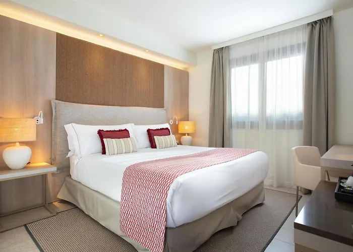 Mangia's Santa Teresa Sardinia, Curio Collection By Hilton 5* Santa Teresa Gallura