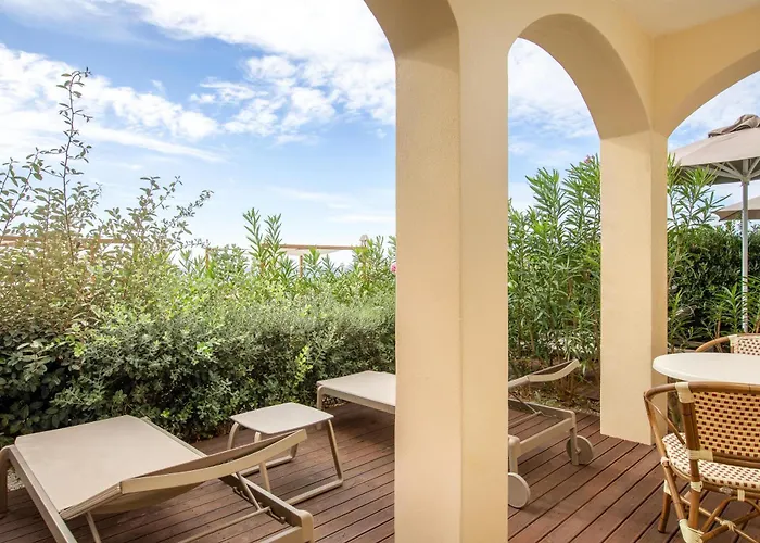 Mangia's Santa Teresa Sardinia, Curio Collection By Hilton 5* Santa Teresa Gallura