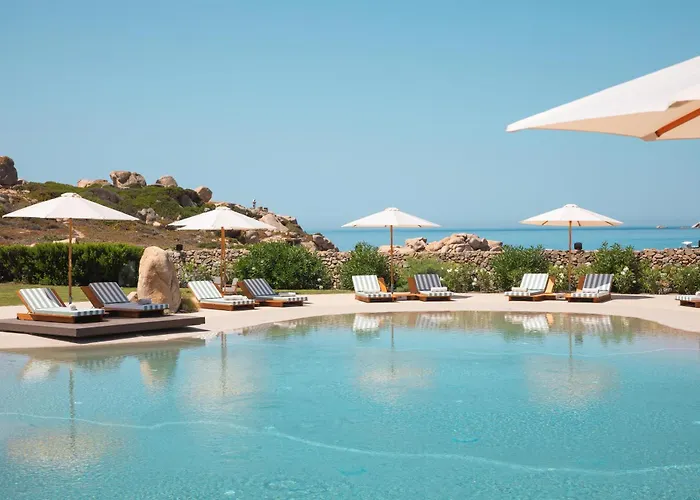 Mangia's Santa Teresa Sardinia, Curio Collection By Hilton 5*