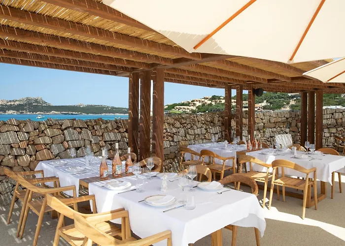 Mangia's Santa Teresa Sardinia, Curio Collection By Hilton 5* Santa Teresa Gallura
