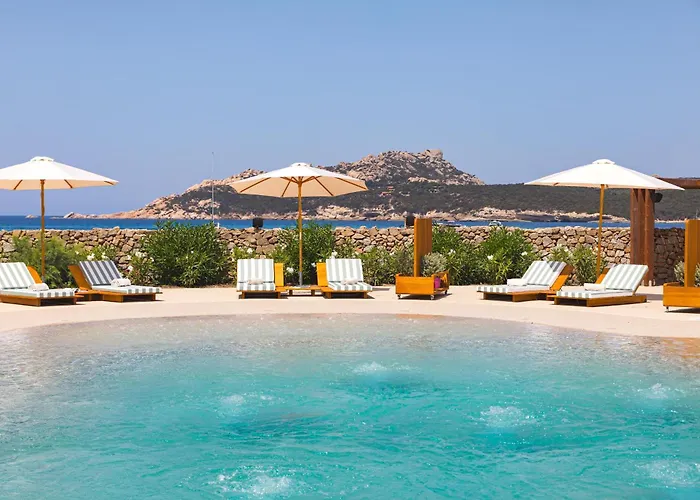 Mangia's Santa Teresa Sardinia, Curio Collection By Hilton